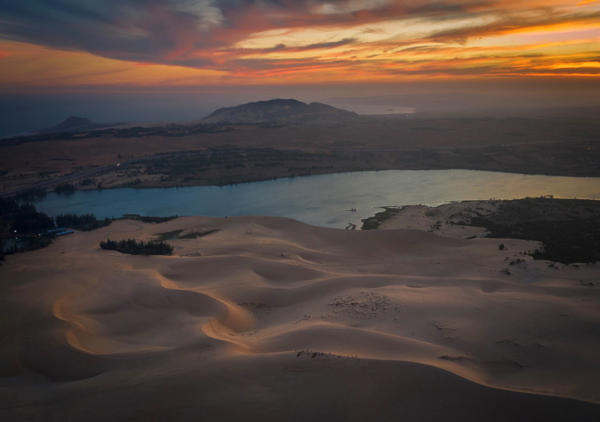 Top rocky beaches in Vietnam